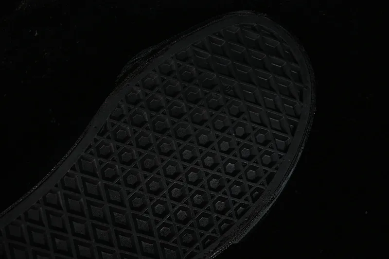 All categories Vans Vans series Vans Mid Vans China Vans Sk8-Mid Reissue 83 High-end branch Black Warrior Suede casual retro skateboard shoes VN000CQQBKA